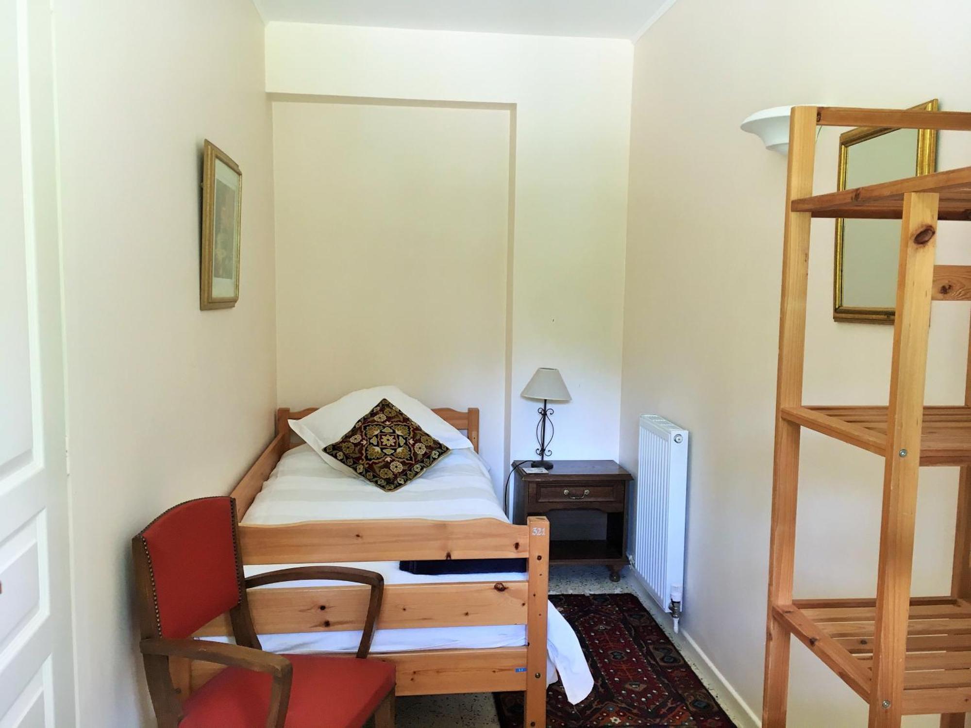 Chateau Du Fraissinet, 6 Gites Sleeping 2-8 Guests, Pool And River On Site La Tronche  Экстерьер фото