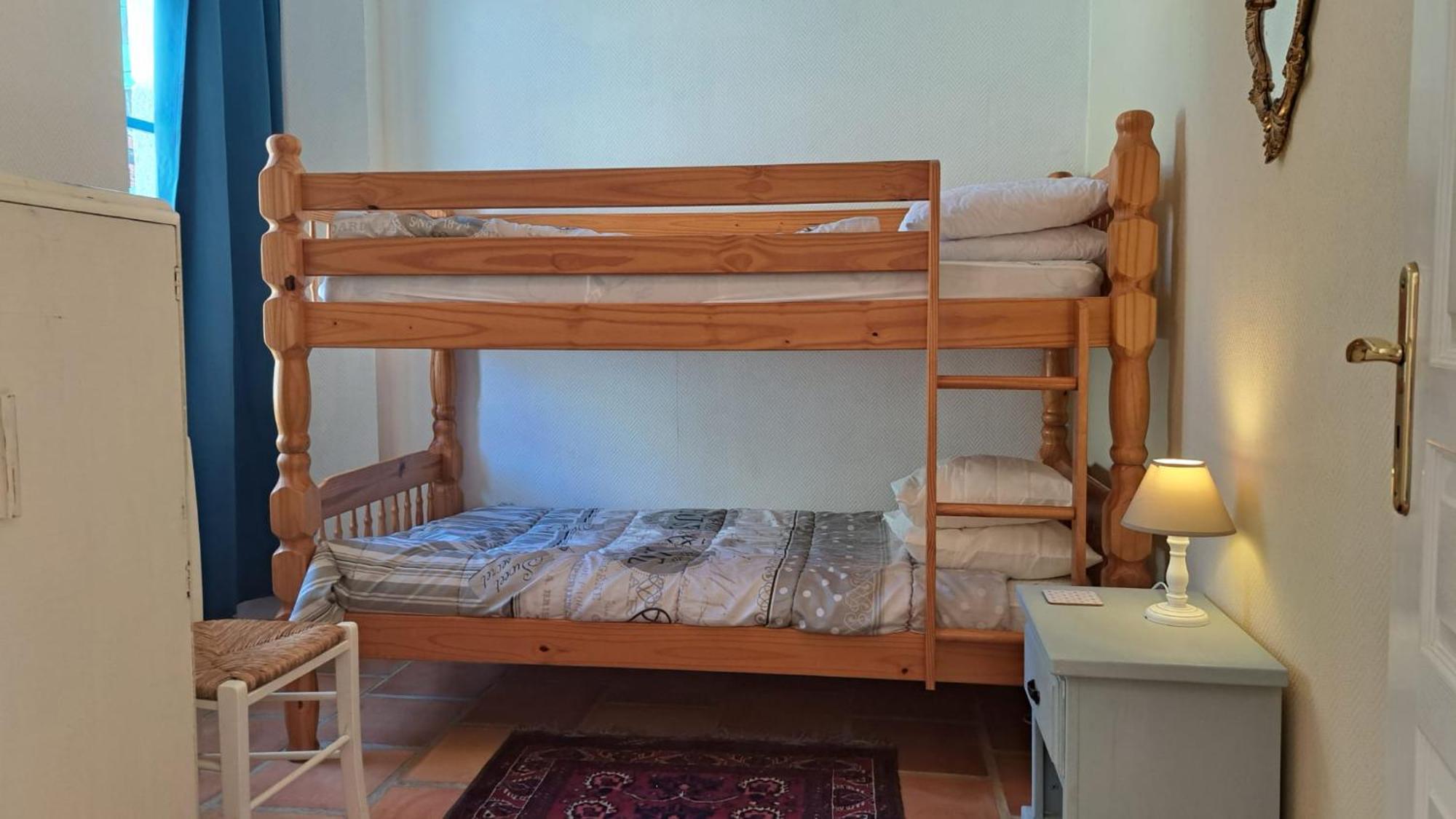 Chateau Du Fraissinet, 6 Gites Sleeping 2-8 Guests, Pool And River On Site La Tronche  Экстерьер фото